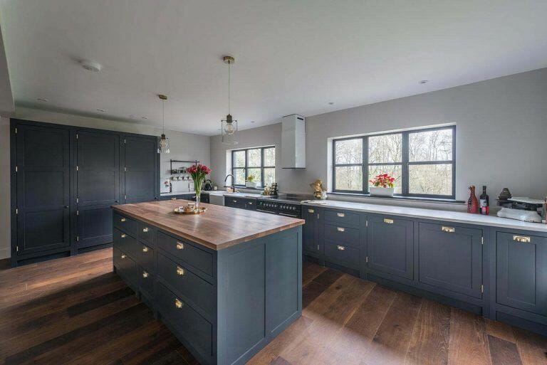 American Style Open Plan Contemporary Home image 4