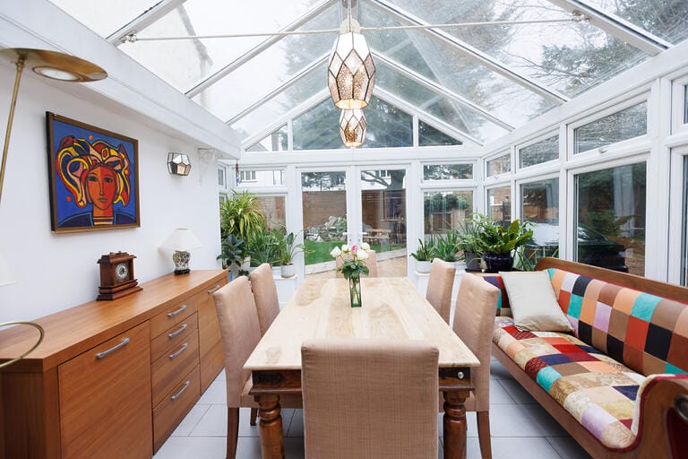 North London Bungalow image 18
