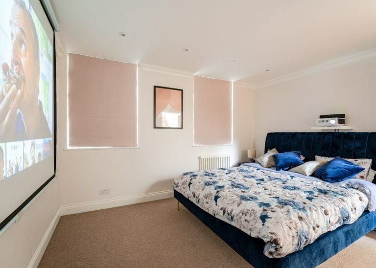 Well Appointed Home with Yoga Studio image 6