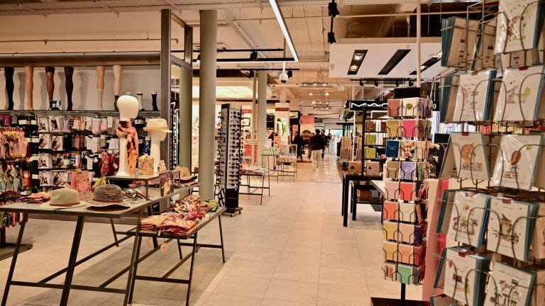 Department Store image 54