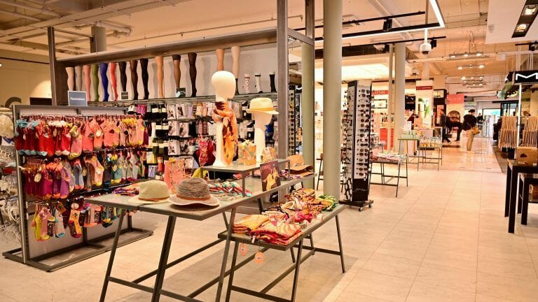 Department Store image 55