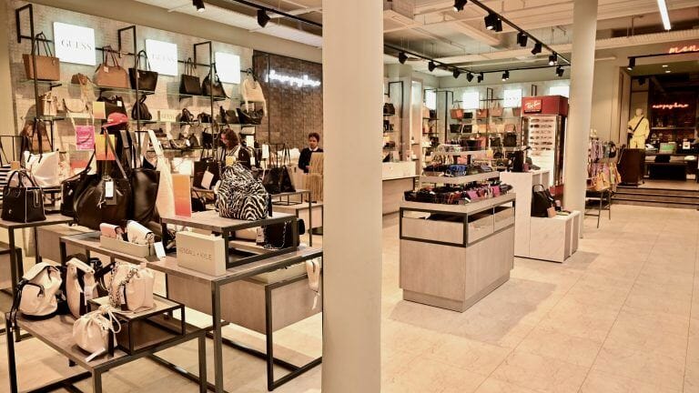 Department Store image 4