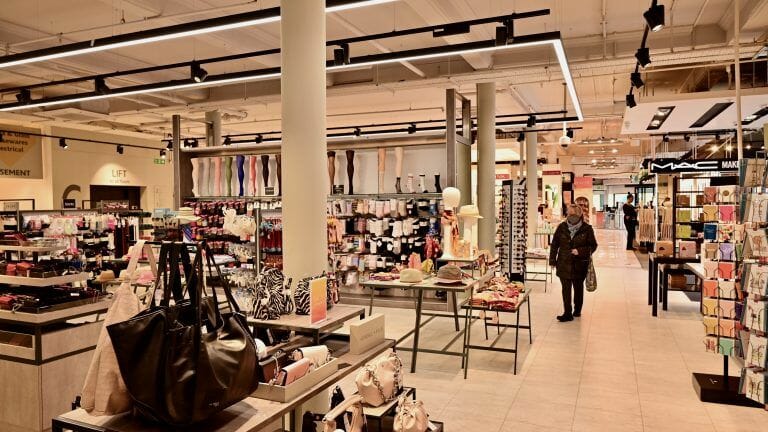 Department Store image 11