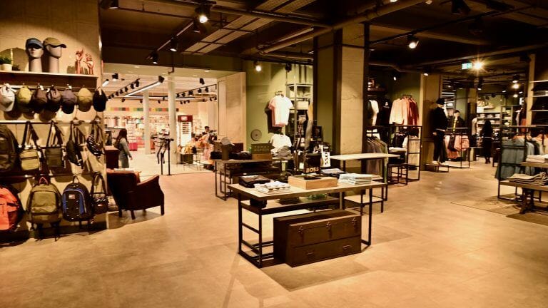 Department Store image 21