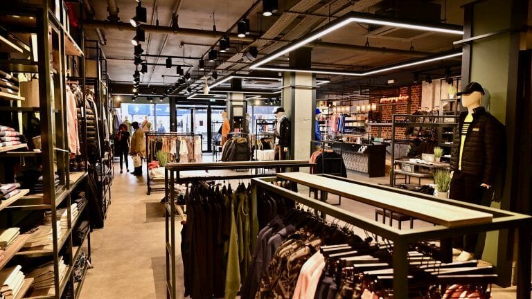 Department Store image 29