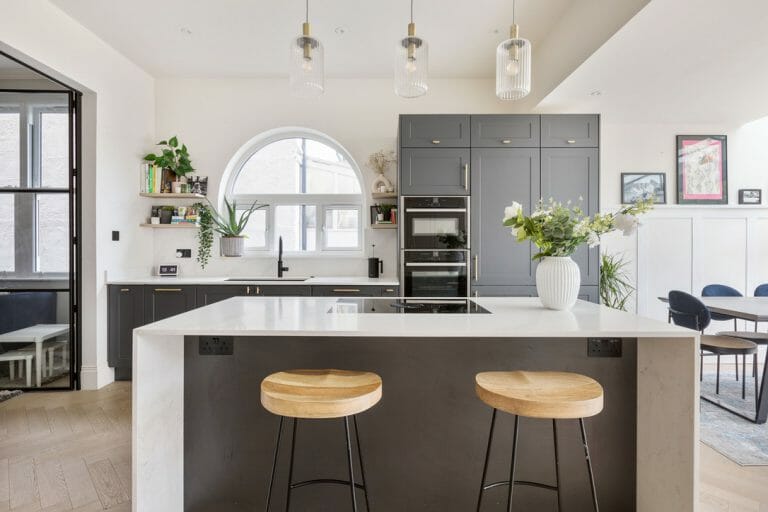 Refurbed Edwardian Mill Hill Home image 3