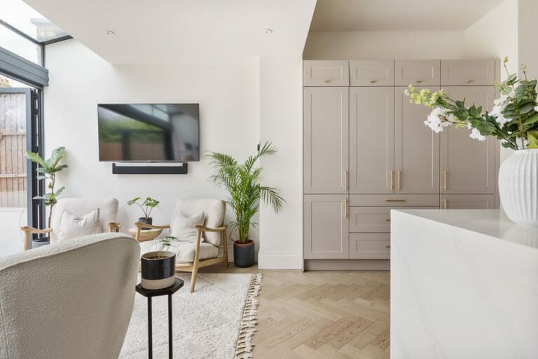 Refurbed Edwardian Mill Hill Home image 7