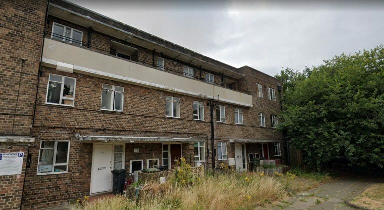 Abandoned Council Flats and Houses in Clapham image 12
