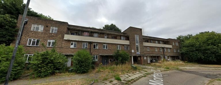 Abandoned Council Flats and Houses in Clapham image 9