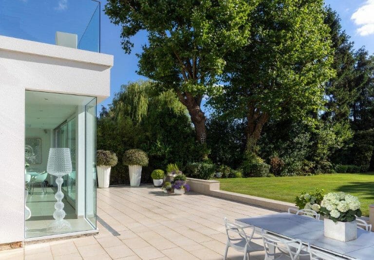 Mill Hill Modern Home image 13