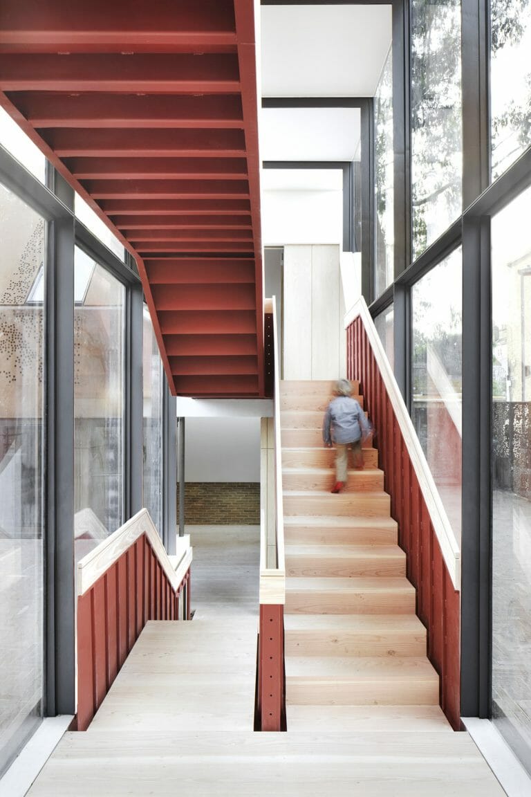 Modern Grand Designs House in Kew image 6