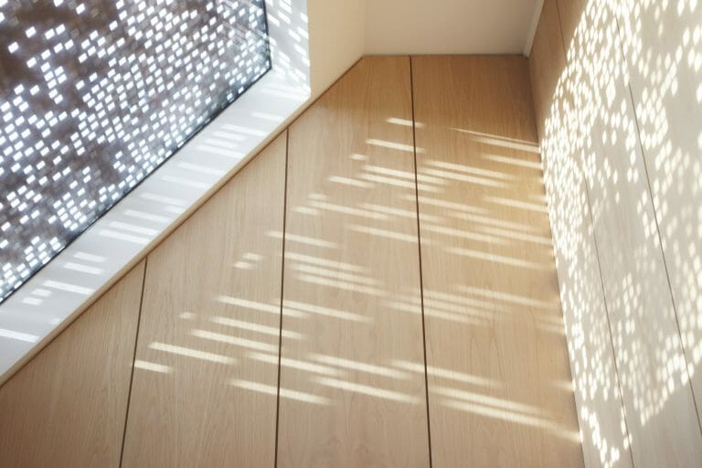 Modern Grand Designs House in Kew image 11