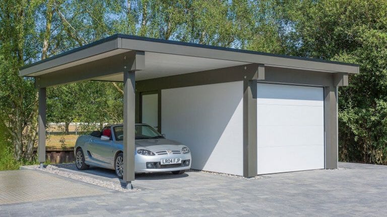 Grand Design House with Parking image 12