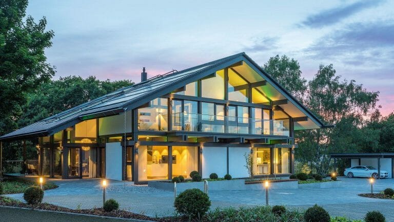 Grand Design House with Parking image 2