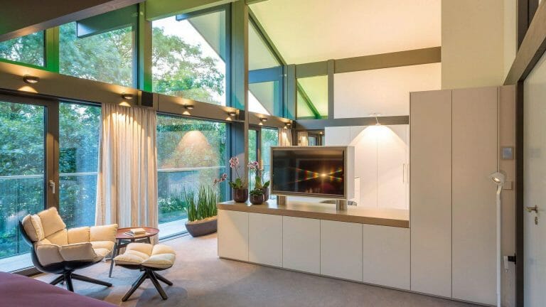 Grand Design House with Parking image 32