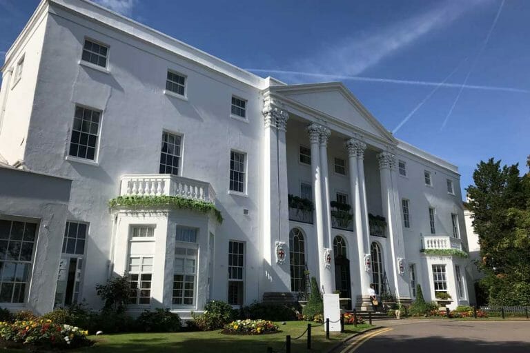Beautiful country estate in the heart of Windsor image 2