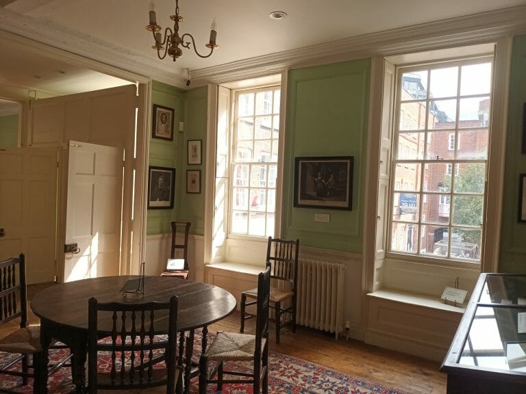 Grade I Listed Central House image 3