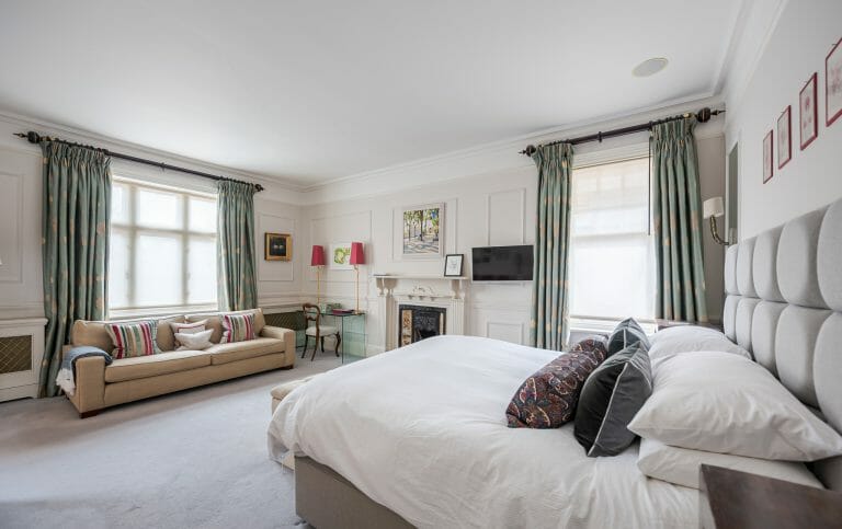 Modernised Edwardian Home in Putney image 32