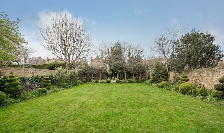 Modernised Edwardian Home in Putney image 49