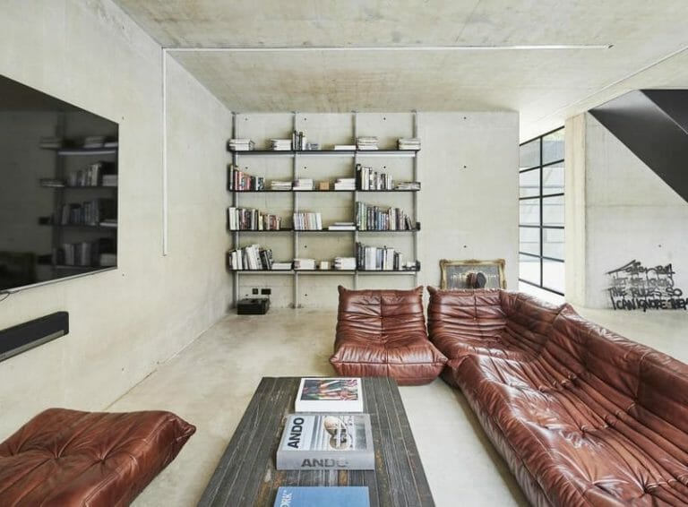 Ultra-Modern Grand Design House image 19