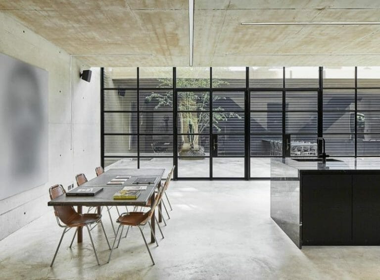 Ultra-Modern Grand Design House image 23