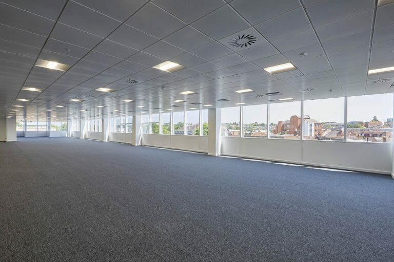 Uxbridge Offices with Atrium image 15