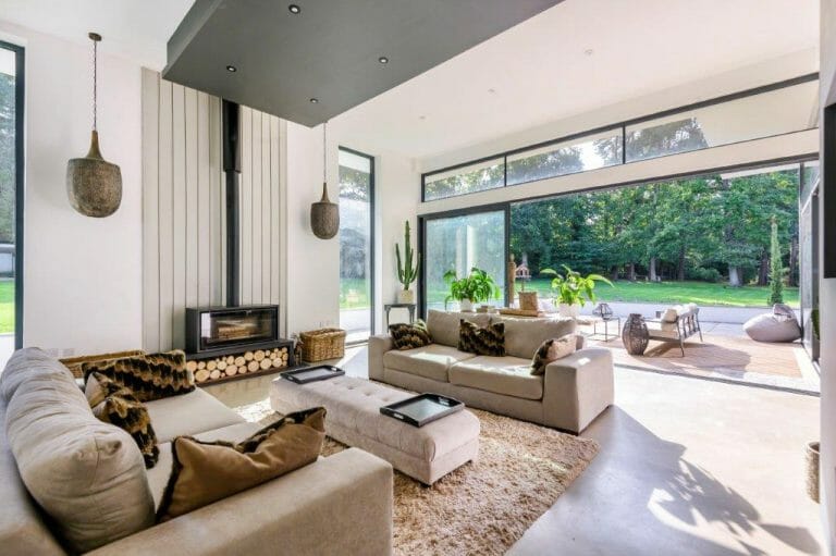 Grand Designs Surrey Home image 17
