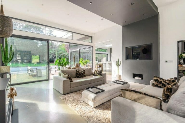 Grand Designs Surrey Home image 20