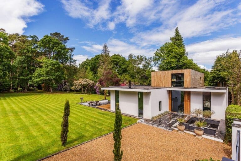 Grand Designs Surrey Home image 44