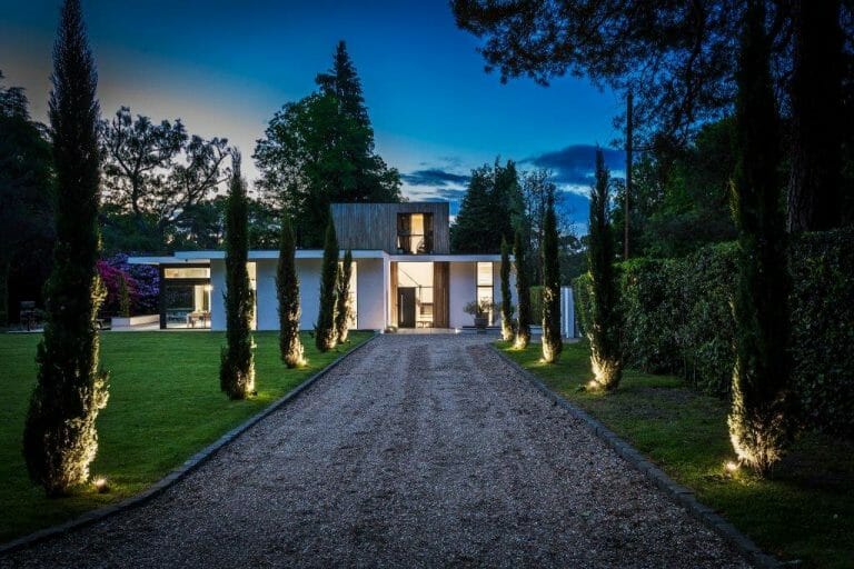 Grand Designs Surrey Home image 58