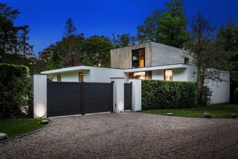 Grand Designs Surrey Home image 62