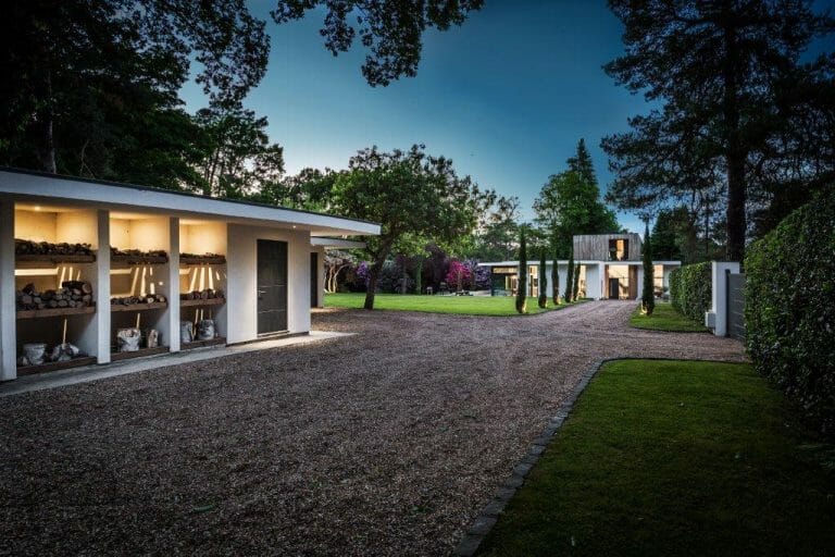 Grand Designs Surrey Home image 61