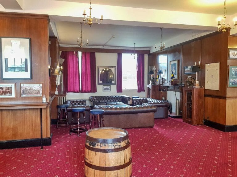 Old Fashioned Bar and Wine Cellar image 5