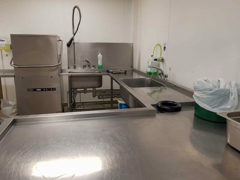 Mess Hall & Industrial kitchen image 13