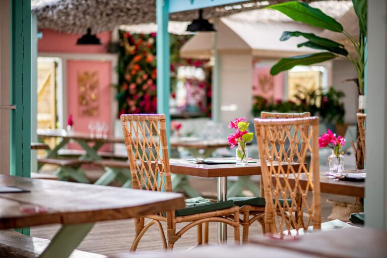 Quirky Beach & Winter Wonderland Bar image 32