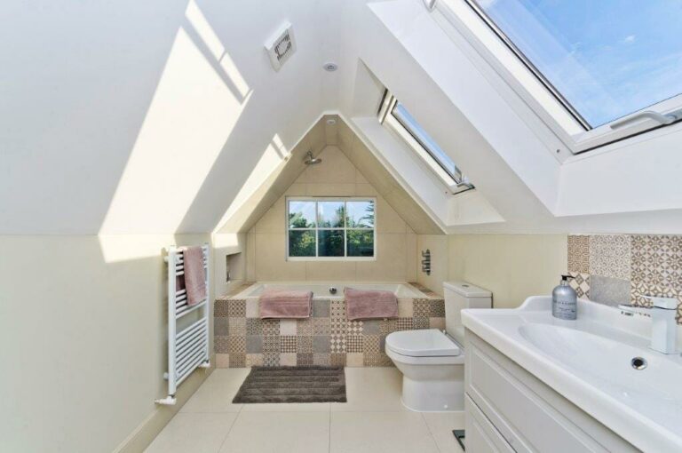 Grand Country House Guildford image 30