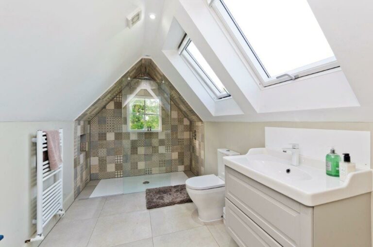 Grand Country House Guildford image 29