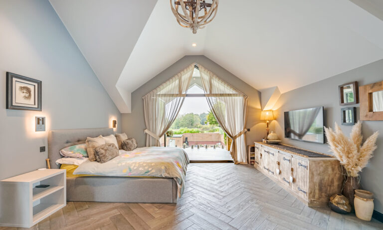 Leatherhead Grand Designs image 31