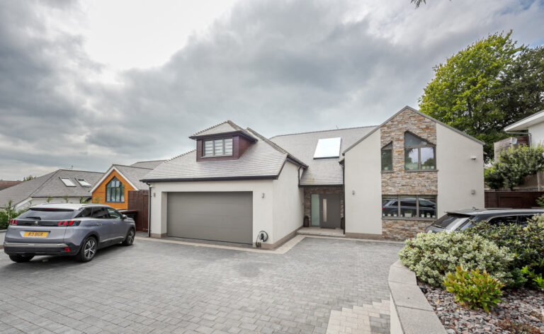 Leatherhead Grand Designs image 1