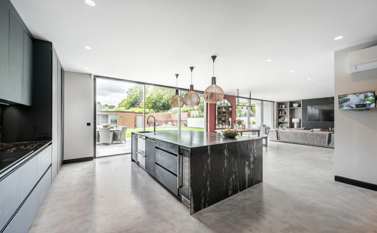 Leatherhead Grand Designs image 13