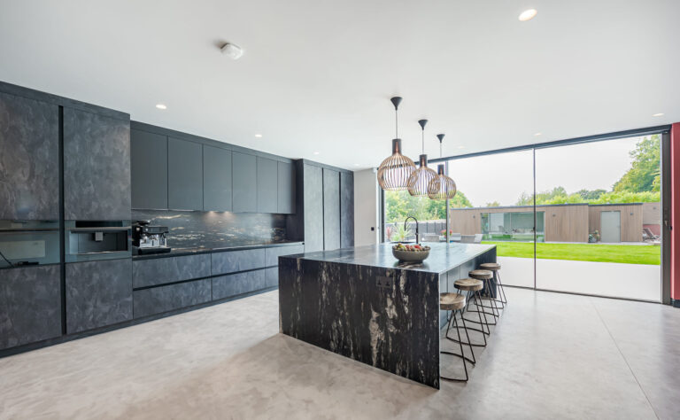 Leatherhead Grand Designs image 14