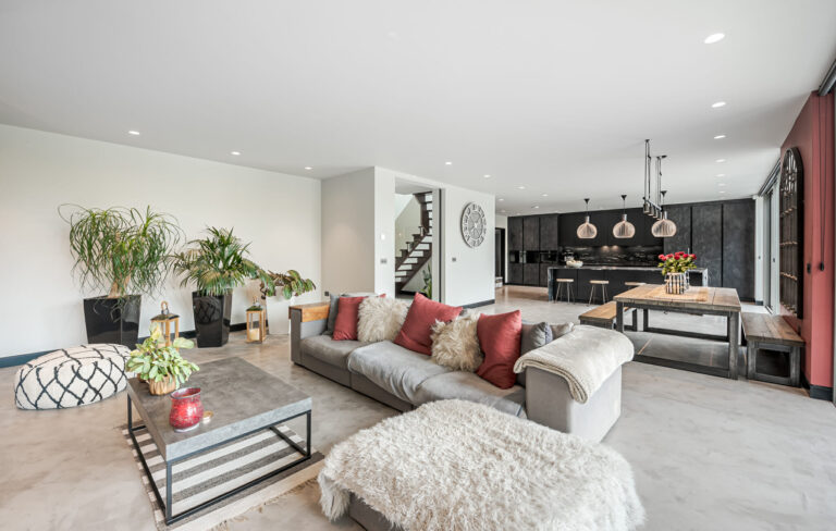 Leatherhead Grand Designs image 19
