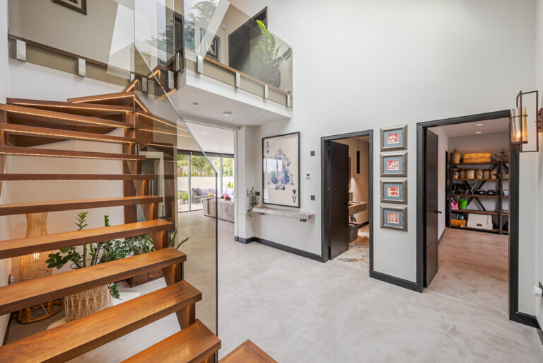 Leatherhead Grand Designs image 4