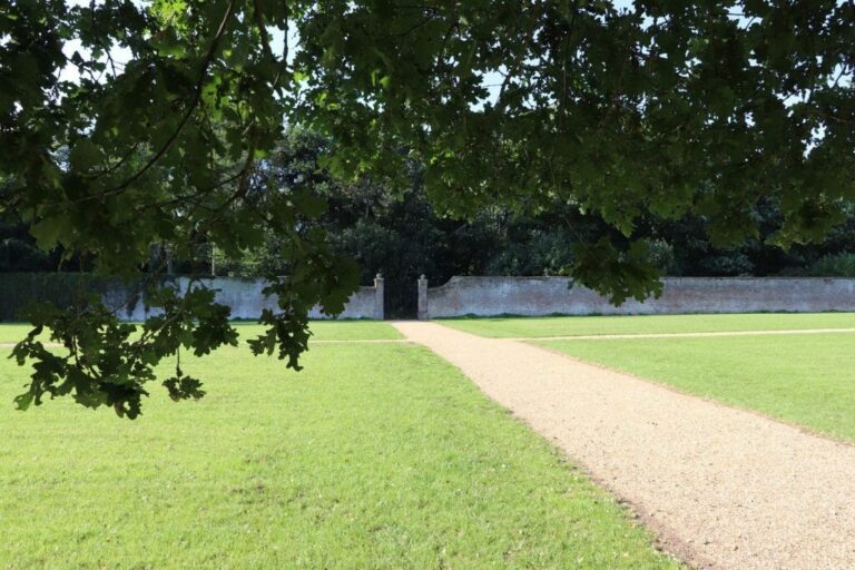 Grand English Estate image 47
