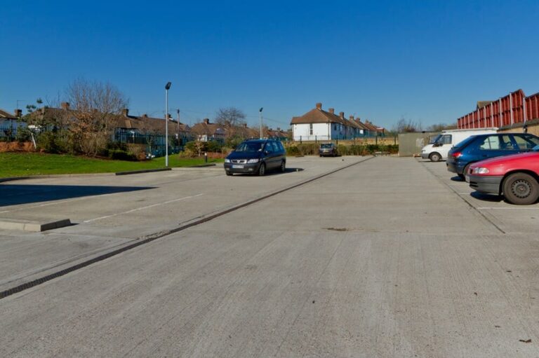 Large Venue with Car Park image 12