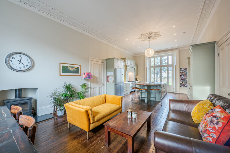 Converted Vicarage Clapham image 6