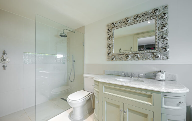 Converted Vicarage Clapham image 21
