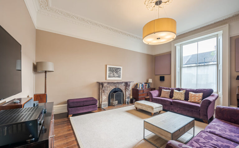Converted Vicarage Clapham image 9
