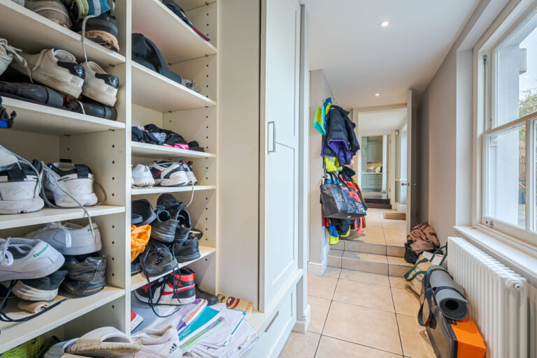 Converted Vicarage Clapham image 23