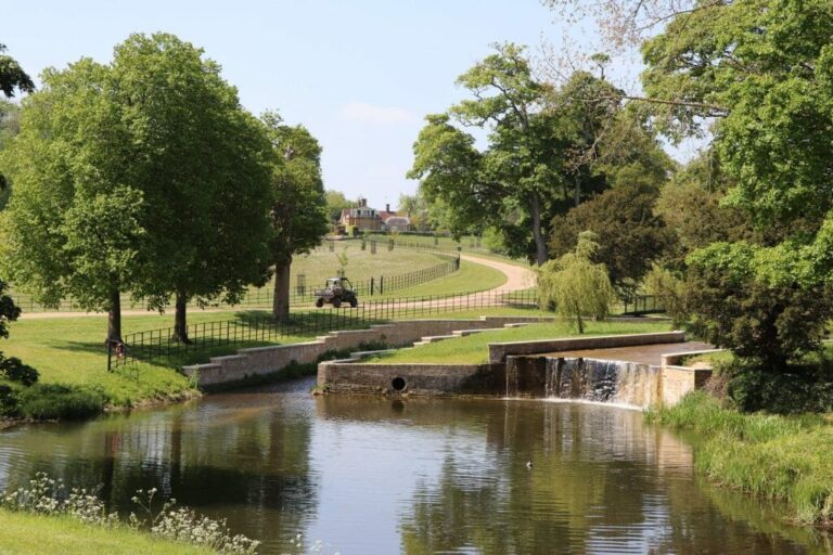 Grand English Estate image 34